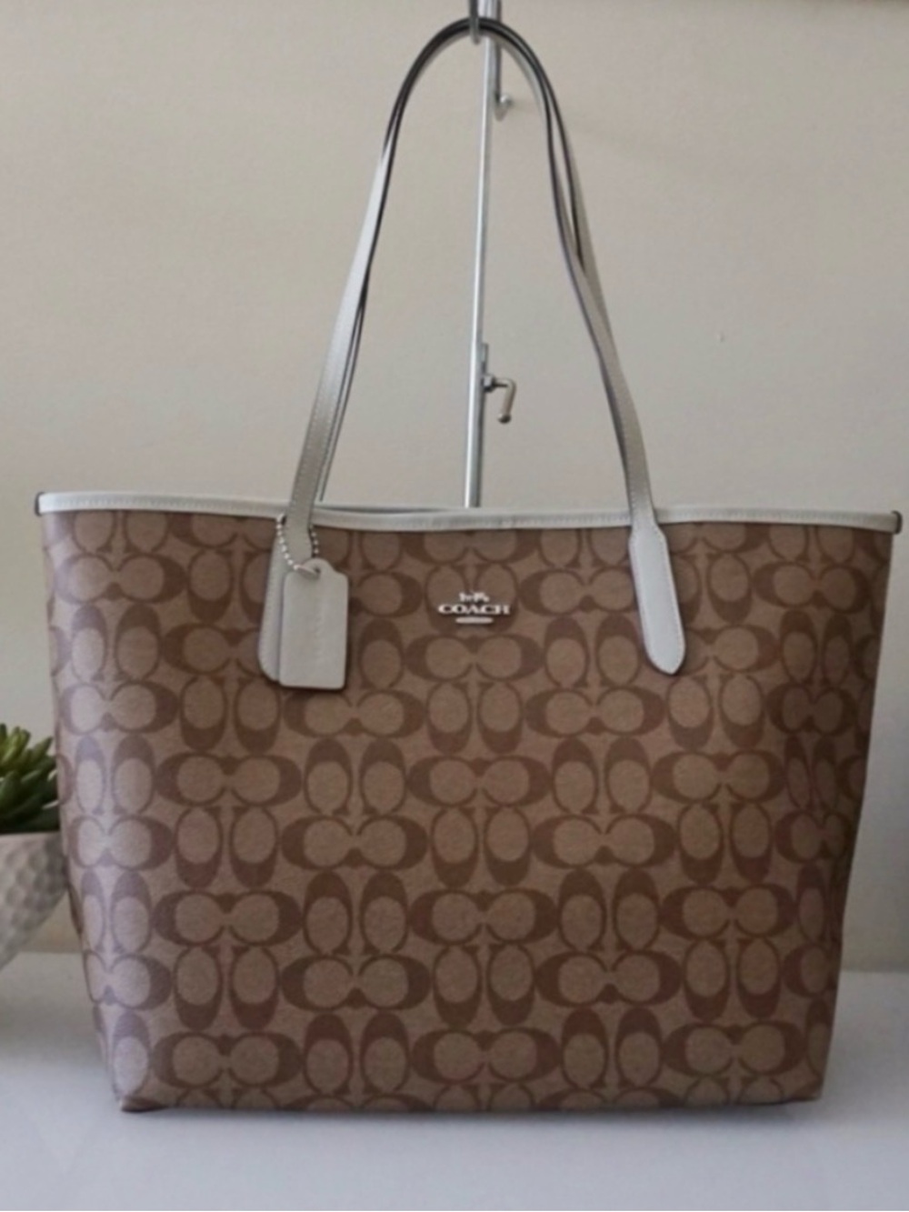 NWT COACH Signature Logo City Large Tote - Khaki Light Sage (WP184) - Picture 4 of 15